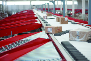 Vanderlande implementiert automatisiertes ECom-Lager für Fressnapf