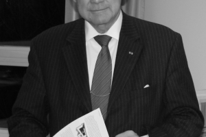 Nachruf: Verleger Wolfgang Huss gestorben