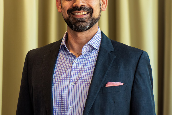 Ankush Malhotra wird neuer Group CEO von Element Logic