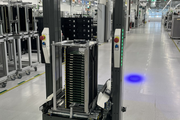 Lagerrobotik-System AeroBot von Knapp entsteht bei Siemens in Karlsruhe