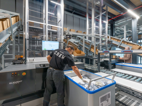Effiziente End-to-End Intralogistik