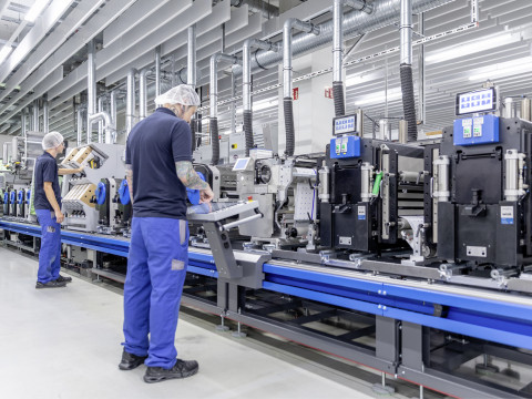 Schreiner Group investiert in modernste Drucktechnologie