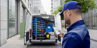 Scan-und-Drive-Lösung: Automatisierte Überprüfungen der Fahrzeugausrüstung