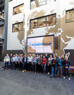 BEUMER Group und Fraunhofer IML starten gemeinsames „Enterprise Lab“ für mobile Robotik