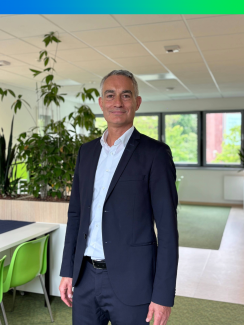proLogistik Group ernennt César Flores Rodríguez zum neuen CEO